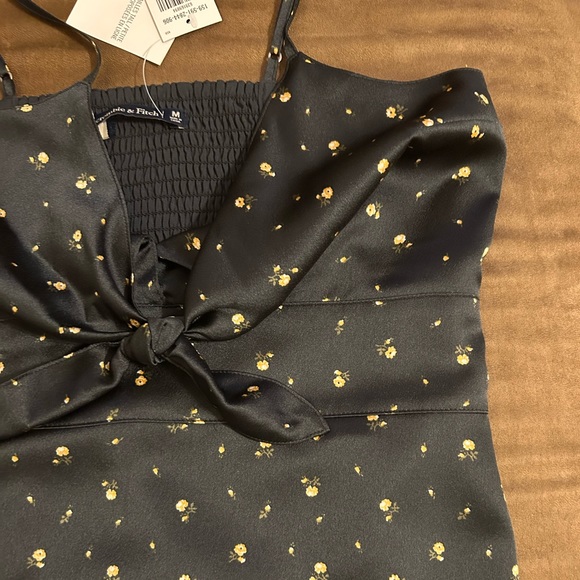 abercrombie - Picture 2 of 3